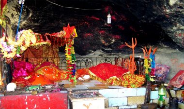 माता हिंगलाज मंदिर पाकिस्तान