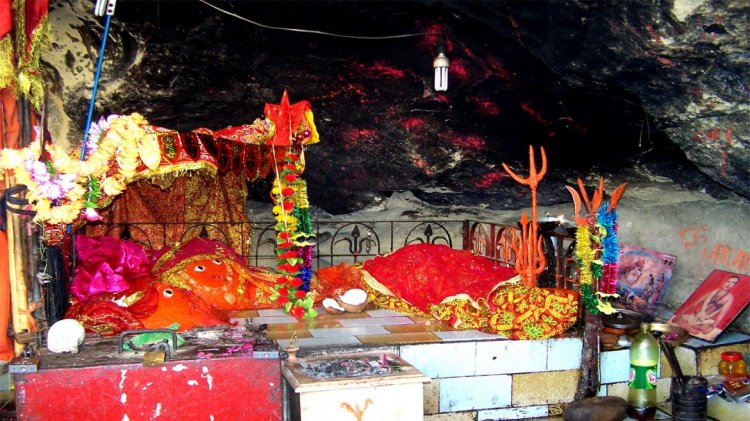 माता हिंगलाज मंदिर पाकिस्तान