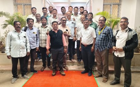 डिजिटल मीडिया संपादक पत्रकार संघ पंढरपूर शहर अध्यक्षपदी सचिन कुलकर्णी तर तालुका अध्यक्षपदी तानाजी जाधव यांची निवड